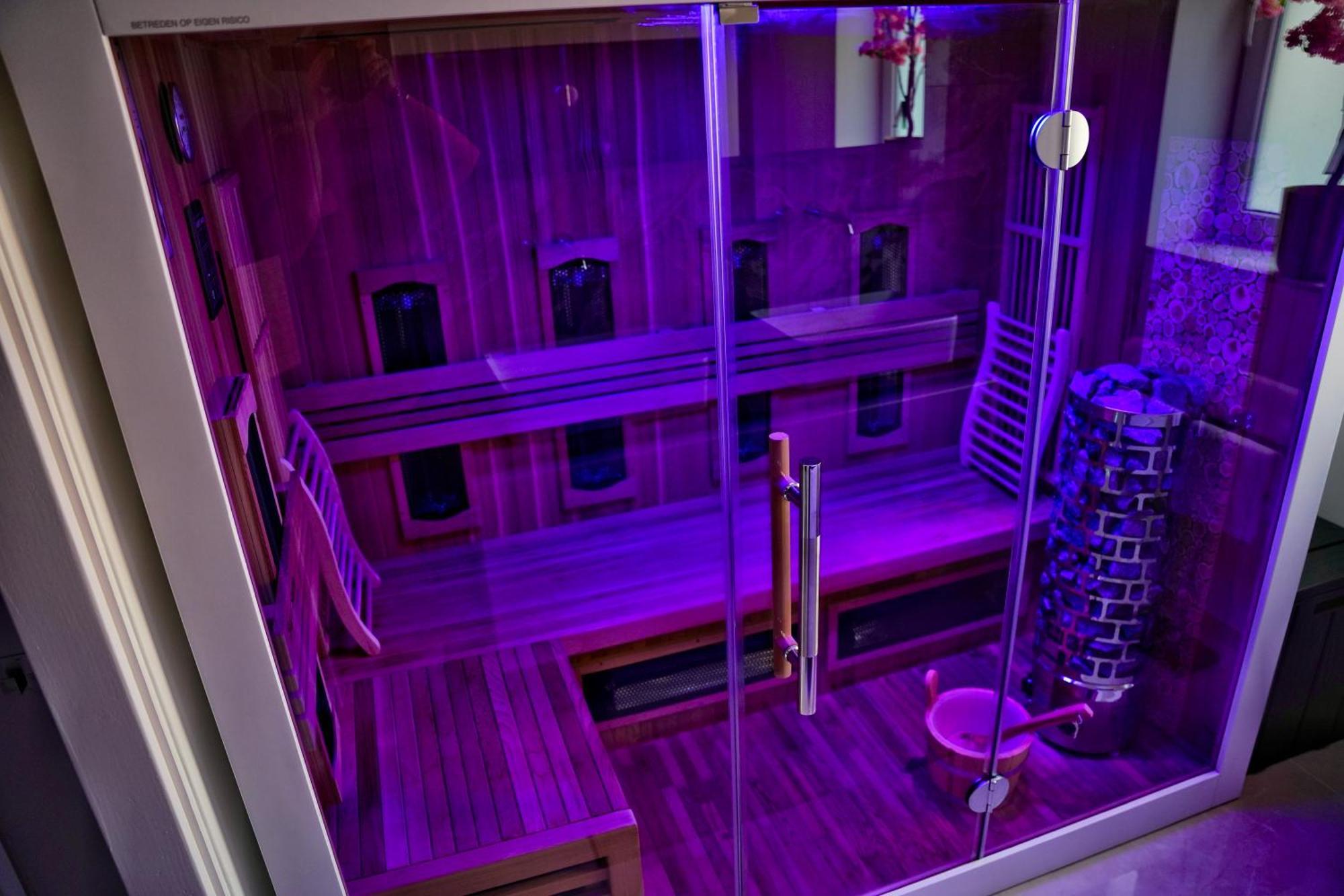 Wellness-Oase Bed & Breakfast แคร์คาเดอ ภายนอก รูปภาพ