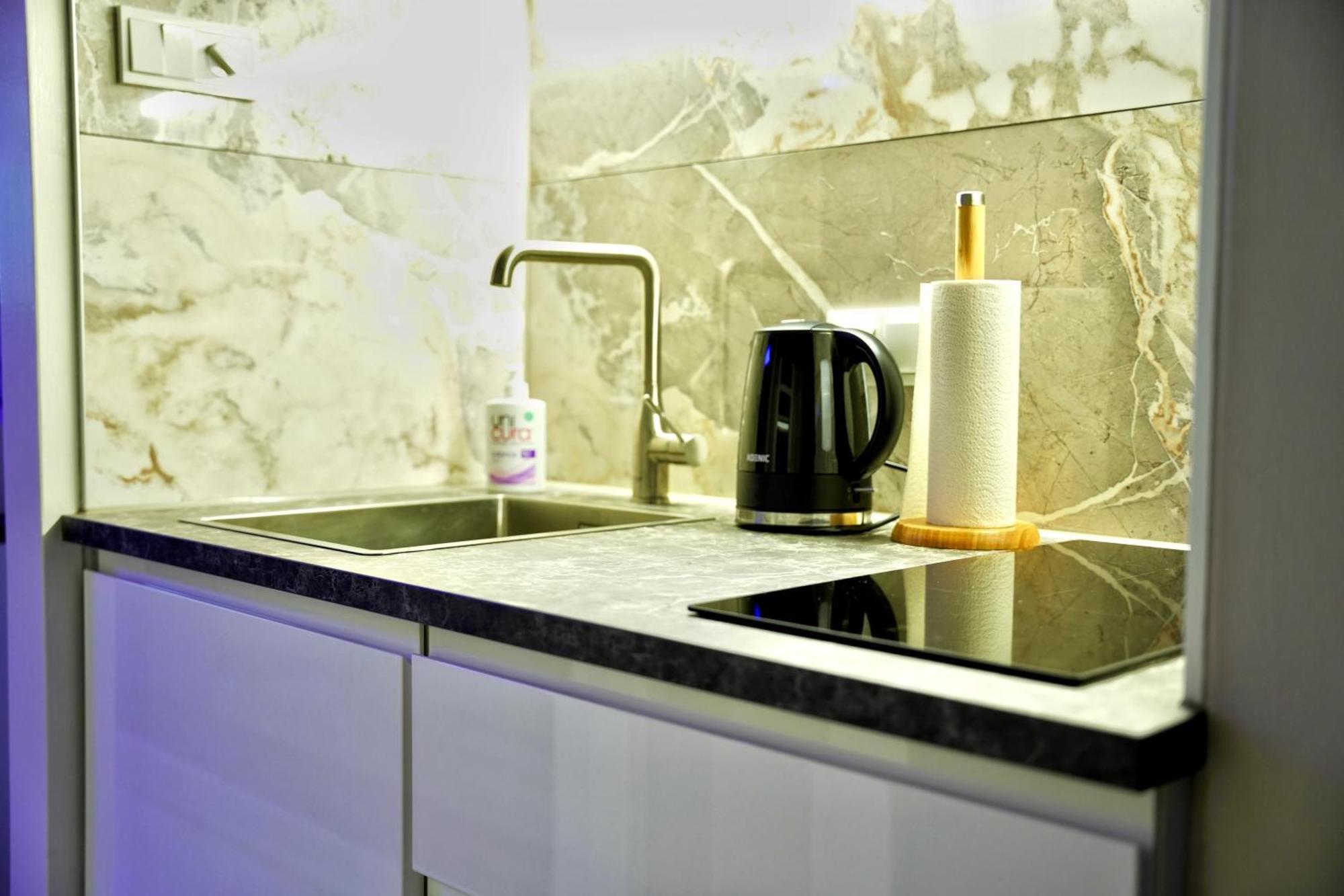 Wellness-Oase Bed & Breakfast แคร์คาเดอ ภายนอก รูปภาพ